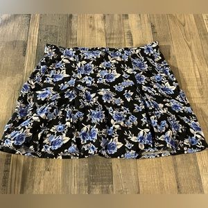 Divided by H&M Flowy Floral Skirt!